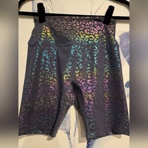 Leopard Print Hustle 7" shorts